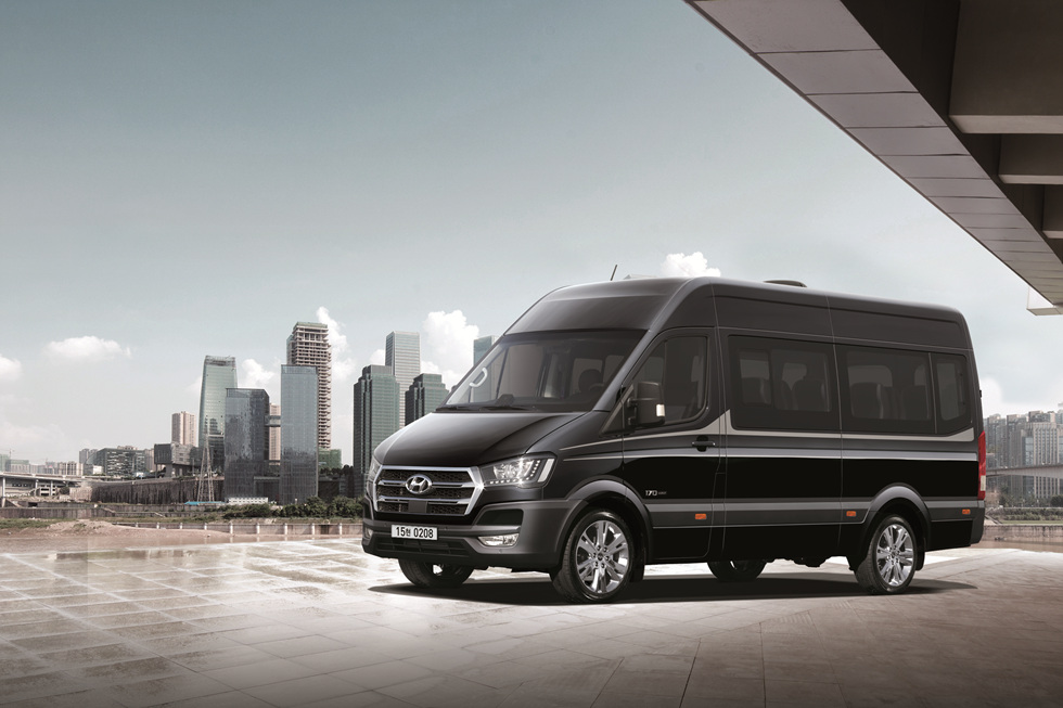 현대 쏠라티 외부